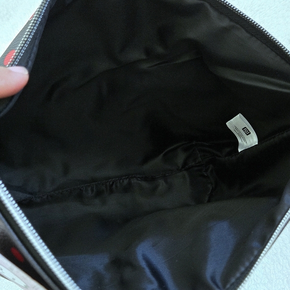 Sanrio Hello👋 Kitty🐈 Cosmetic💄 Bag👝/Carry-All Pouch - NWT - Picture 10 of 15